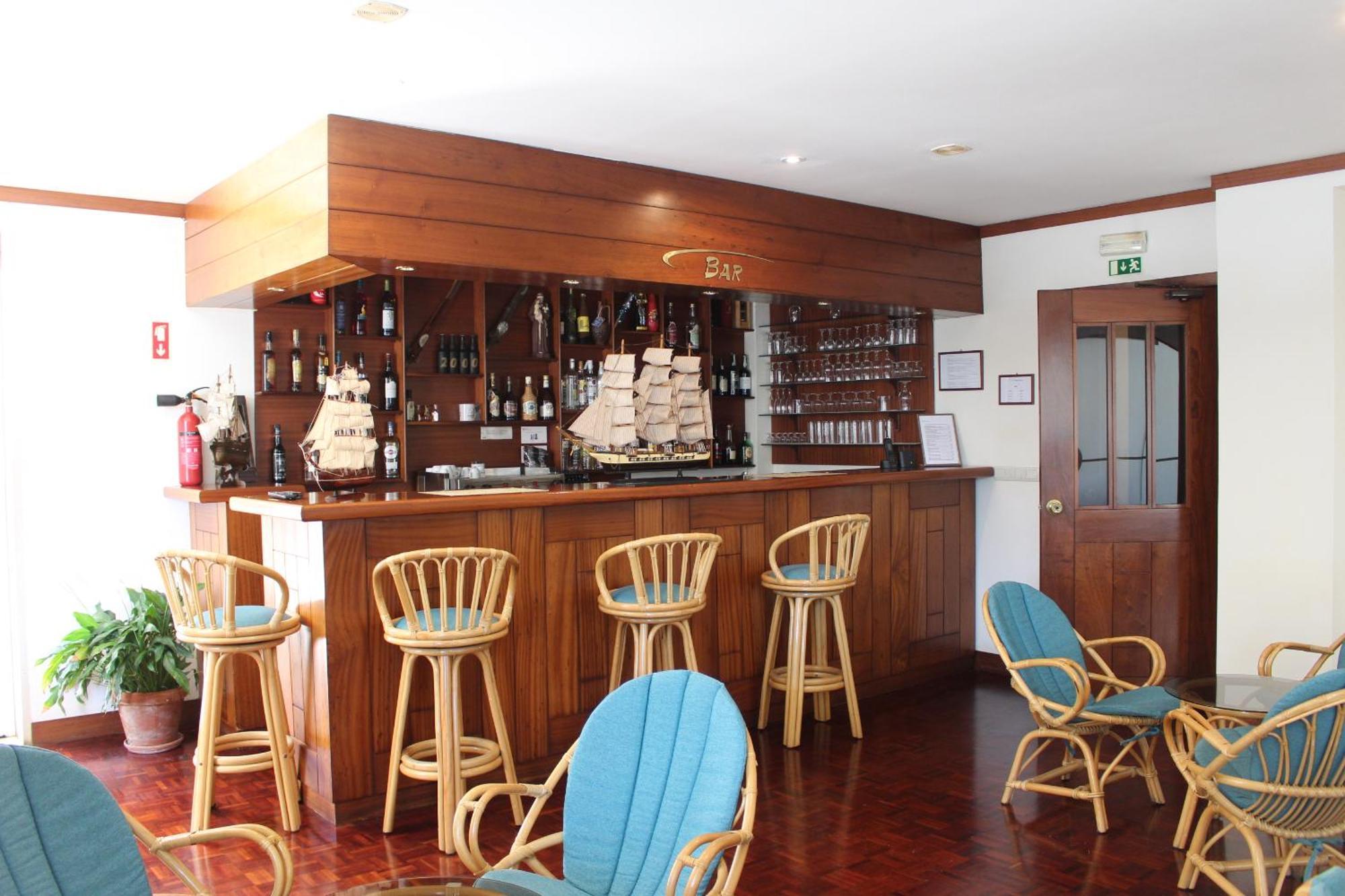 Hotel Santo Antonio Da Baia サン・マルティーニョ・ド・ポルト エクステリア 写真