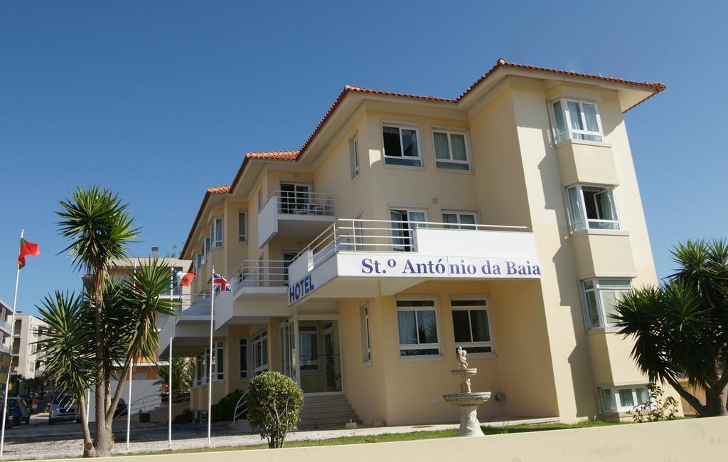 Hotel Santo Antonio Da Baia サン・マルティーニョ・ド・ポルト エクステリア 写真